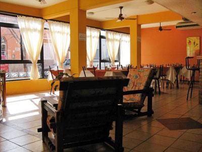 Inca Hotel *